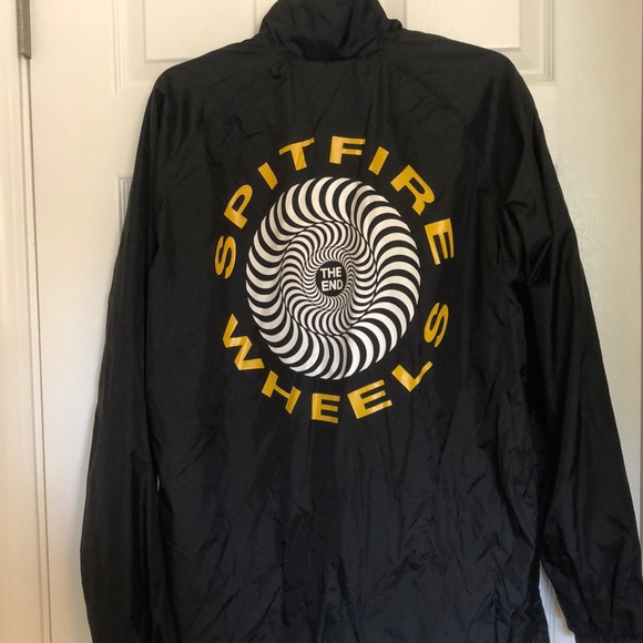 windbreaker - Picture 3 of 3